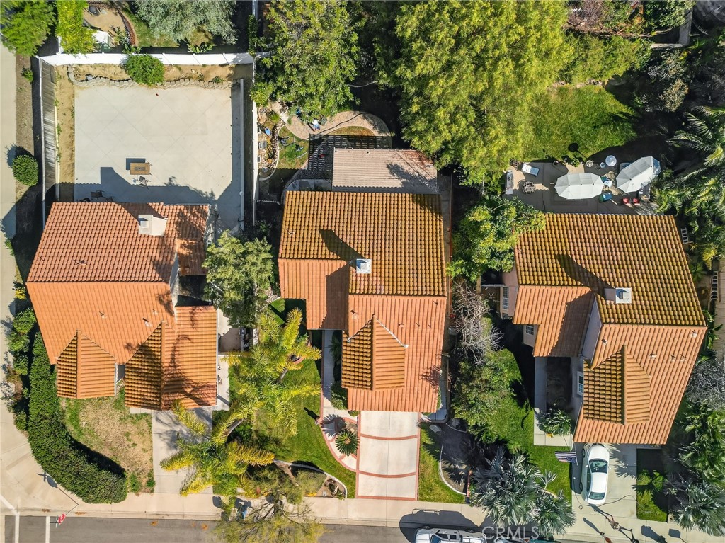 27536 Swallow Court Temecula, CA 92591 - Photo 45 of 55 an aerial view of a house