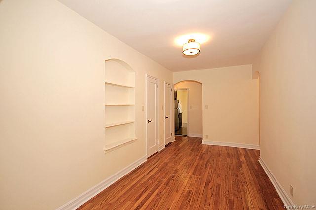 160 South Middle Neck Road, Unit 3A Great Neck, NY 11021 - Photo 5 of 13