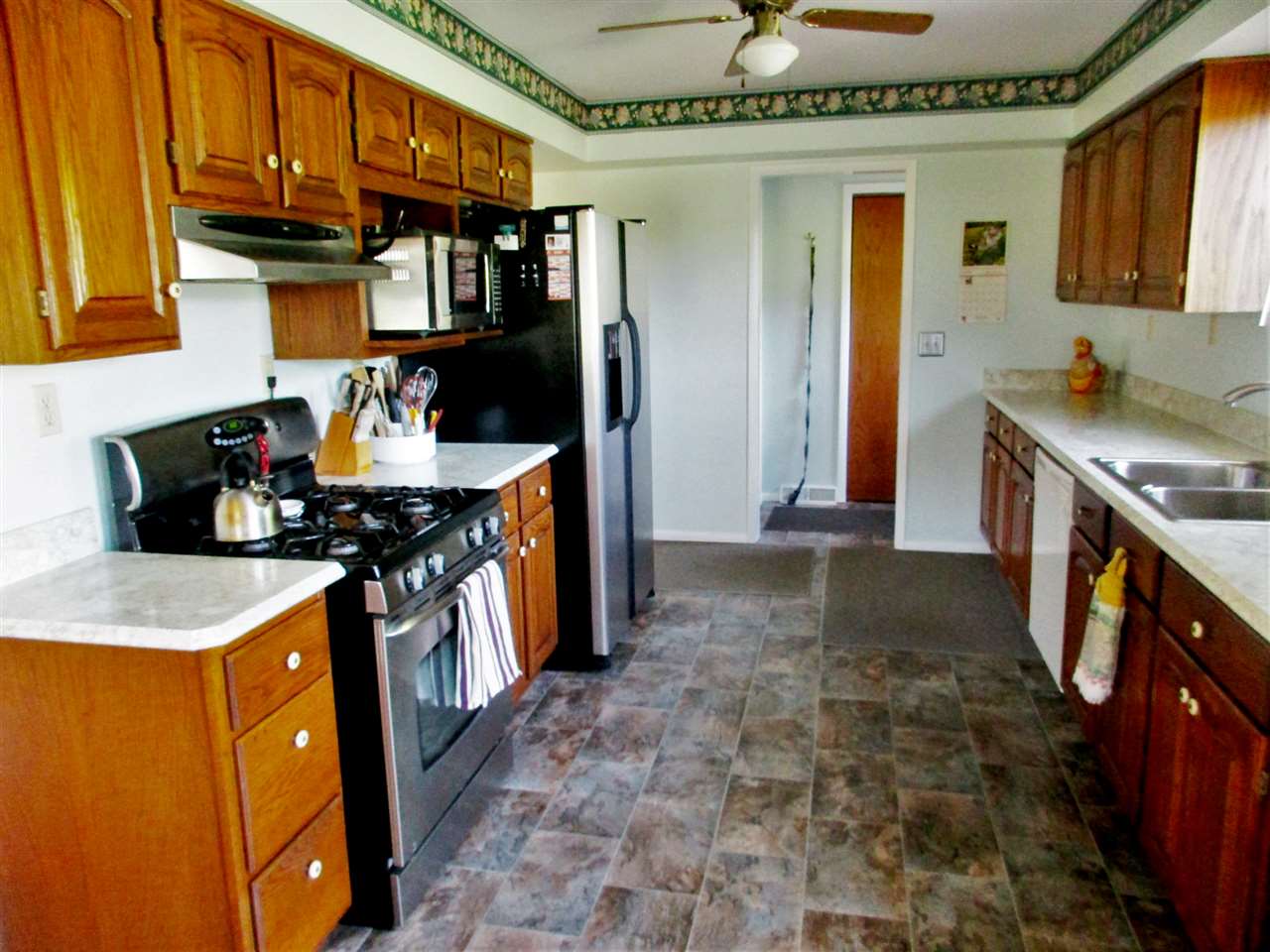 5281 South Sheridan Road Durand, MI 48429 - Photo 2 of 44