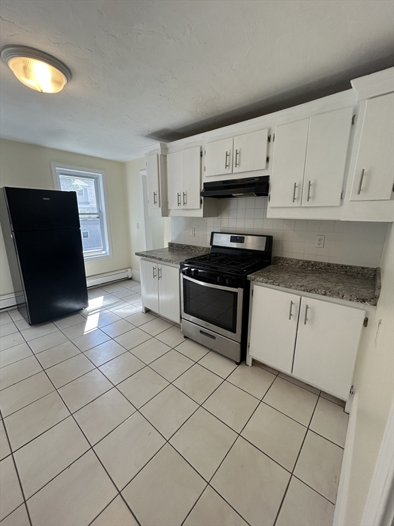 16 Peacevale Road, Unit 2 Boston, MA 02124 - Photo 7 of 8