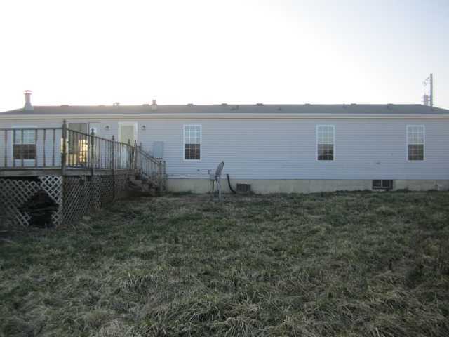 11296 Dozer Road Southwest Stoutsville, OH 43154 - Photo 3 of 10