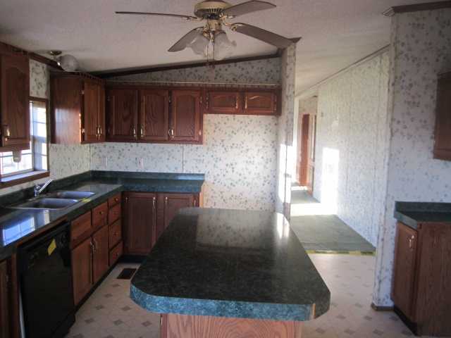 11296 Dozer Road Southwest Stoutsville, OH 43154 - Photo 4 of 10