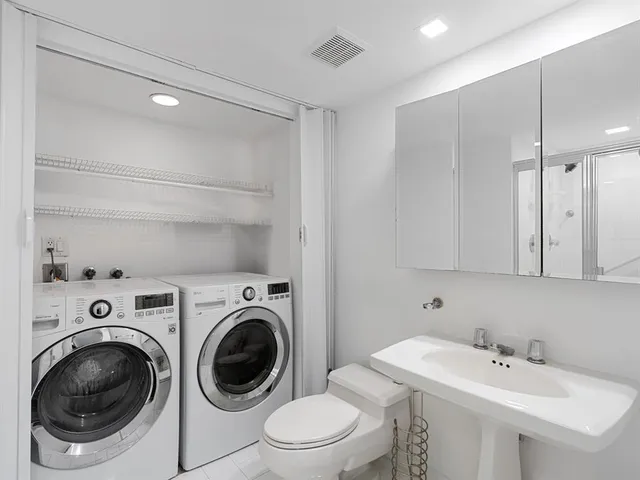 $4,250 | 3530 Mystic Pointe Drive, Unit 3310, Aventura, FL 33180