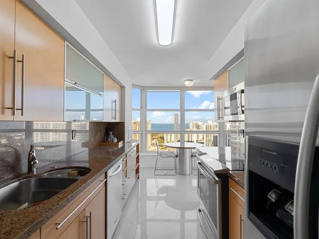 $4,250 | 3530 Mystic Pointe Drive, Unit 3310, Aventura, FL 33180