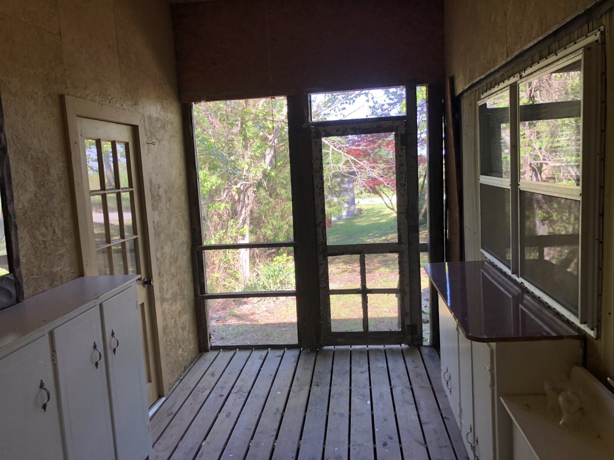 1250 Montgomery County Line Road Cunningham, TN 37052 - Photo 7 of 11 Gallery Image 7