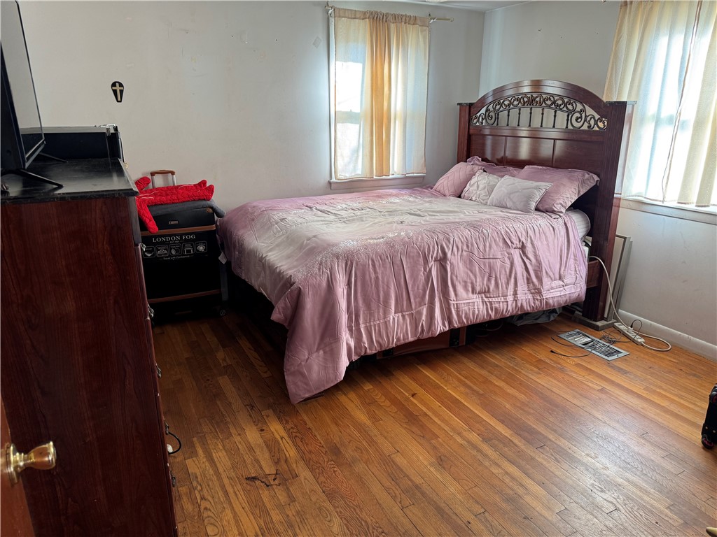 12 Devon Street Providence, RI 02904 - Photo 8 of 13 Gallery Image 8