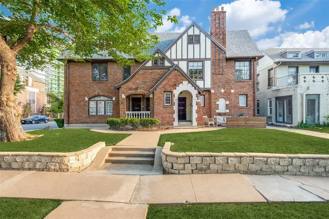 $1,895,000 | 4152 Prescott Avenue, Dallas, TX 75219