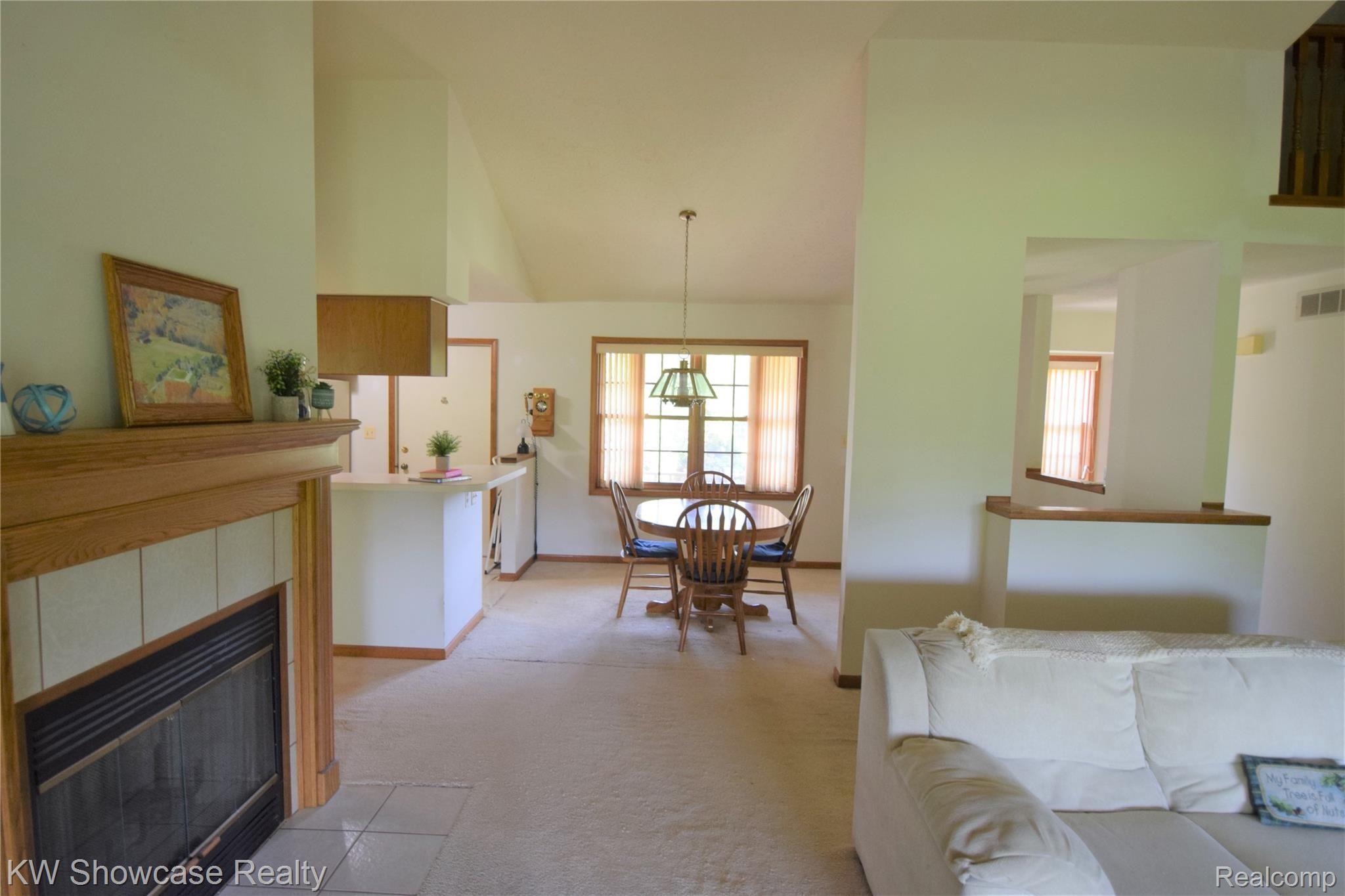 6720 Cedar Lake Road Pinckney, MI 48169 - Photo 19 of 50 DSC_0568.JPG