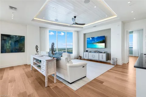 $4,750,000 | 4971 Bonita Bay Boulevard, Unit PH2604, Bonita Springs, FL 34134