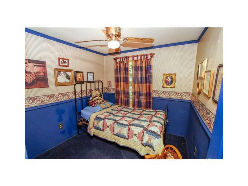 574 Pittsburgh Road Uniontown, PA 15401 - Photo 12 of 17 Bedroom.
