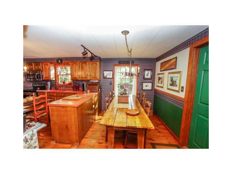 574 Pittsburgh Road Uniontown, PA 15401 - Photo 6 of 17 Dining Room.