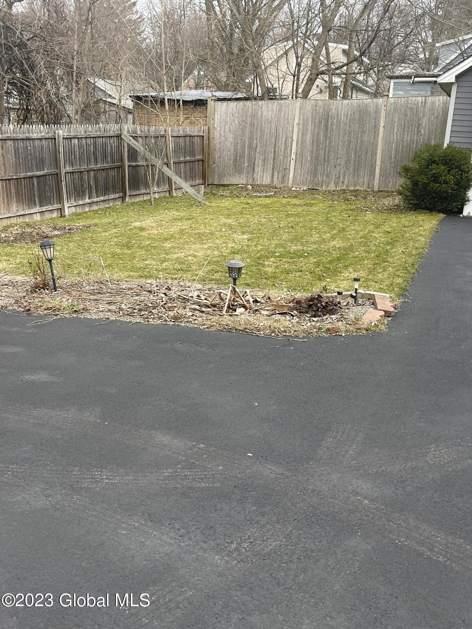 2410 Avenue A Schenectady, NY 12308 - Photo 11 of 18 IMG_3904