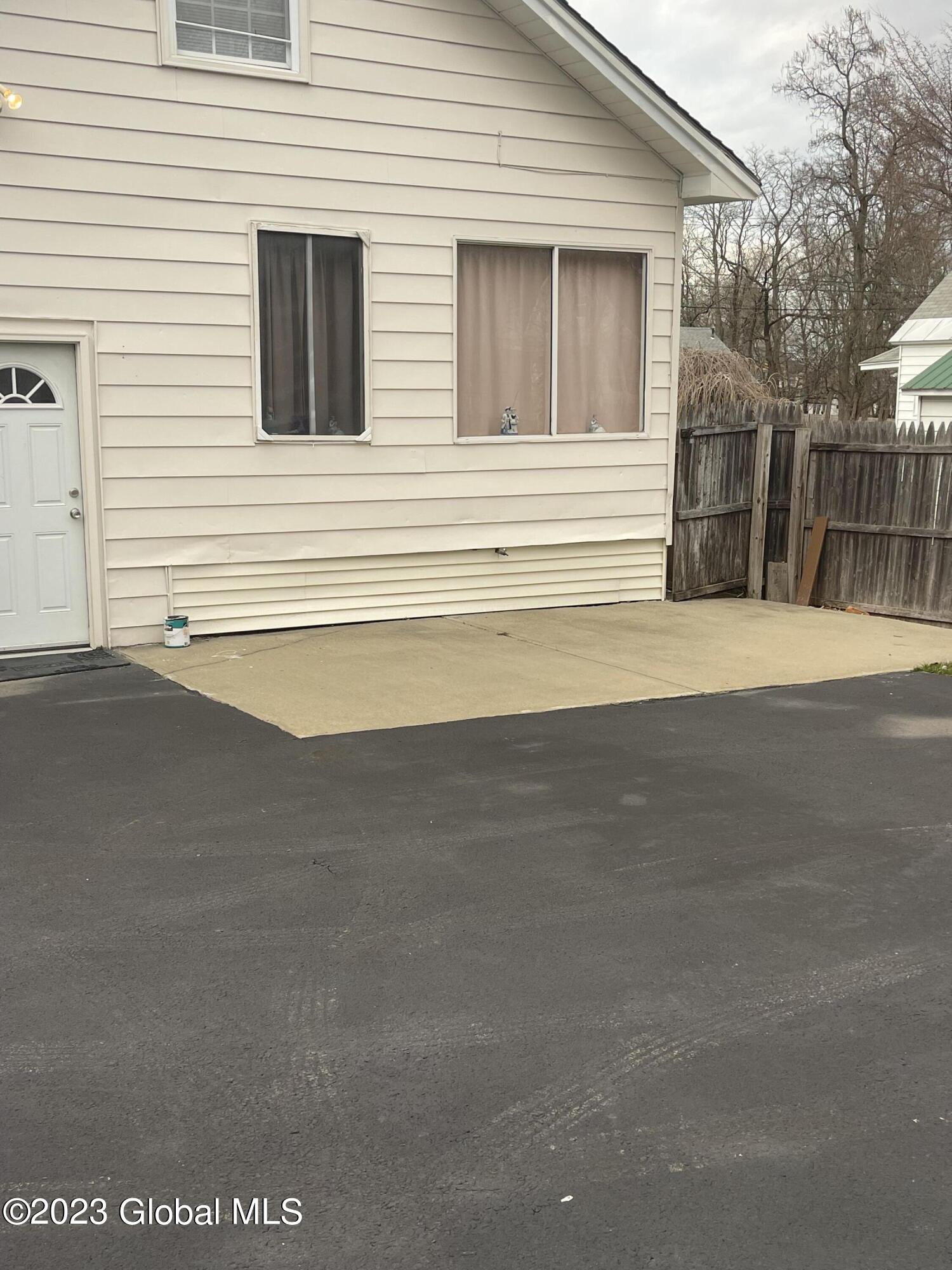 2410 Avenue A Schenectady, NY 12308 - Photo 12 of 18 IMG_3905