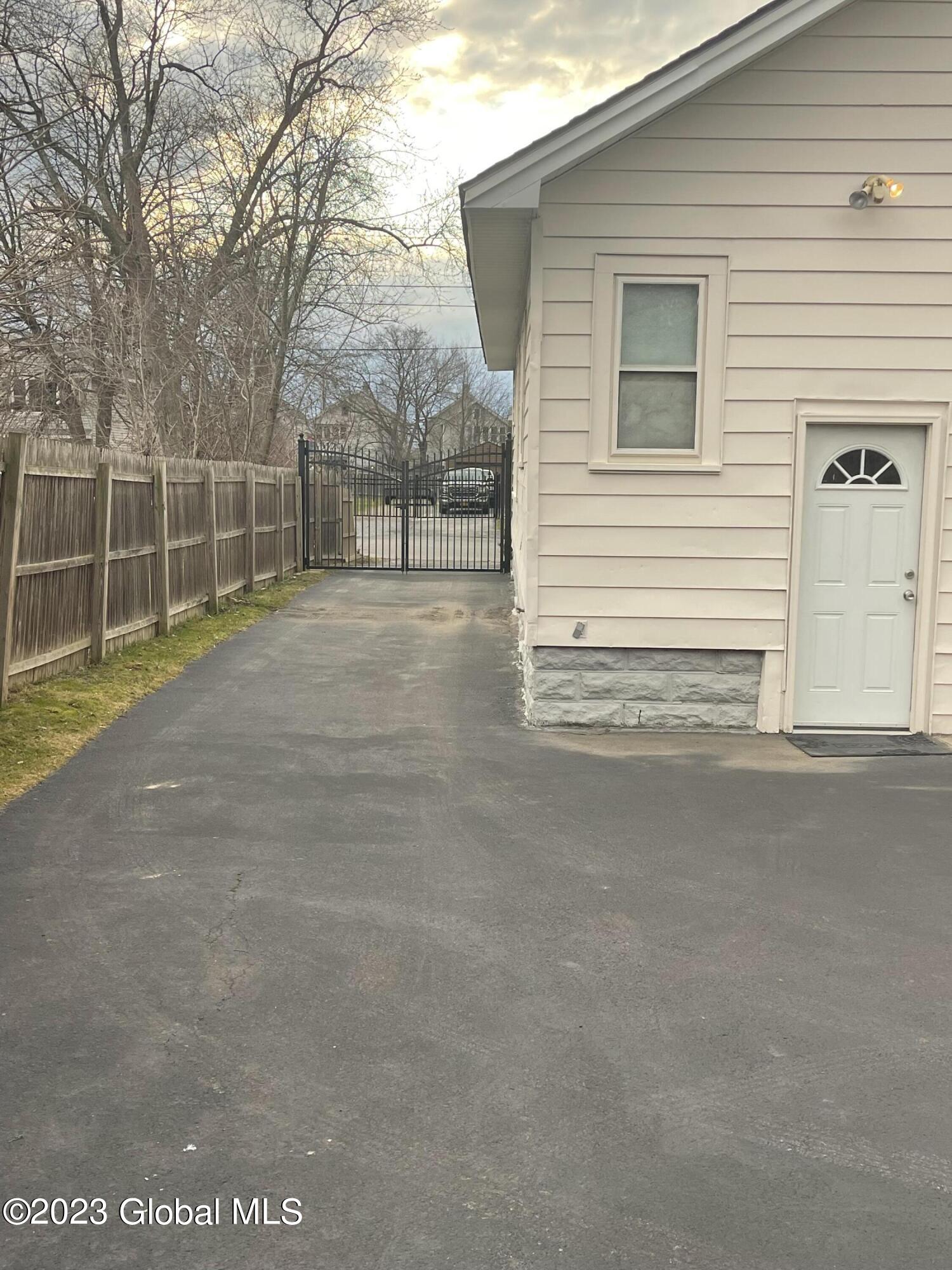 2410 Avenue A Schenectady, NY 12308 - Photo 13 of 18 IMG_3906