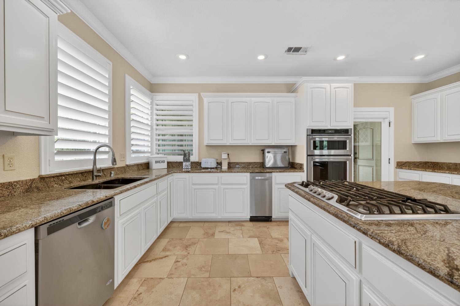 6005 Virginiatown Road Newcastle, CA 95658 - Photo 19 of 72