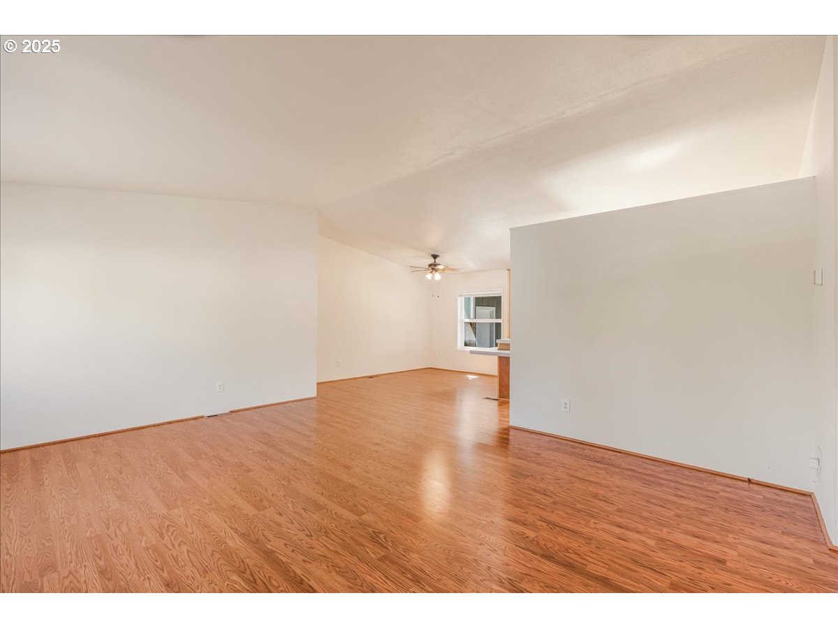 1819 Southeast Orient Drive, Unit 1 Gresham, OR 97080 - Photo 6 of 31 a view of empty room