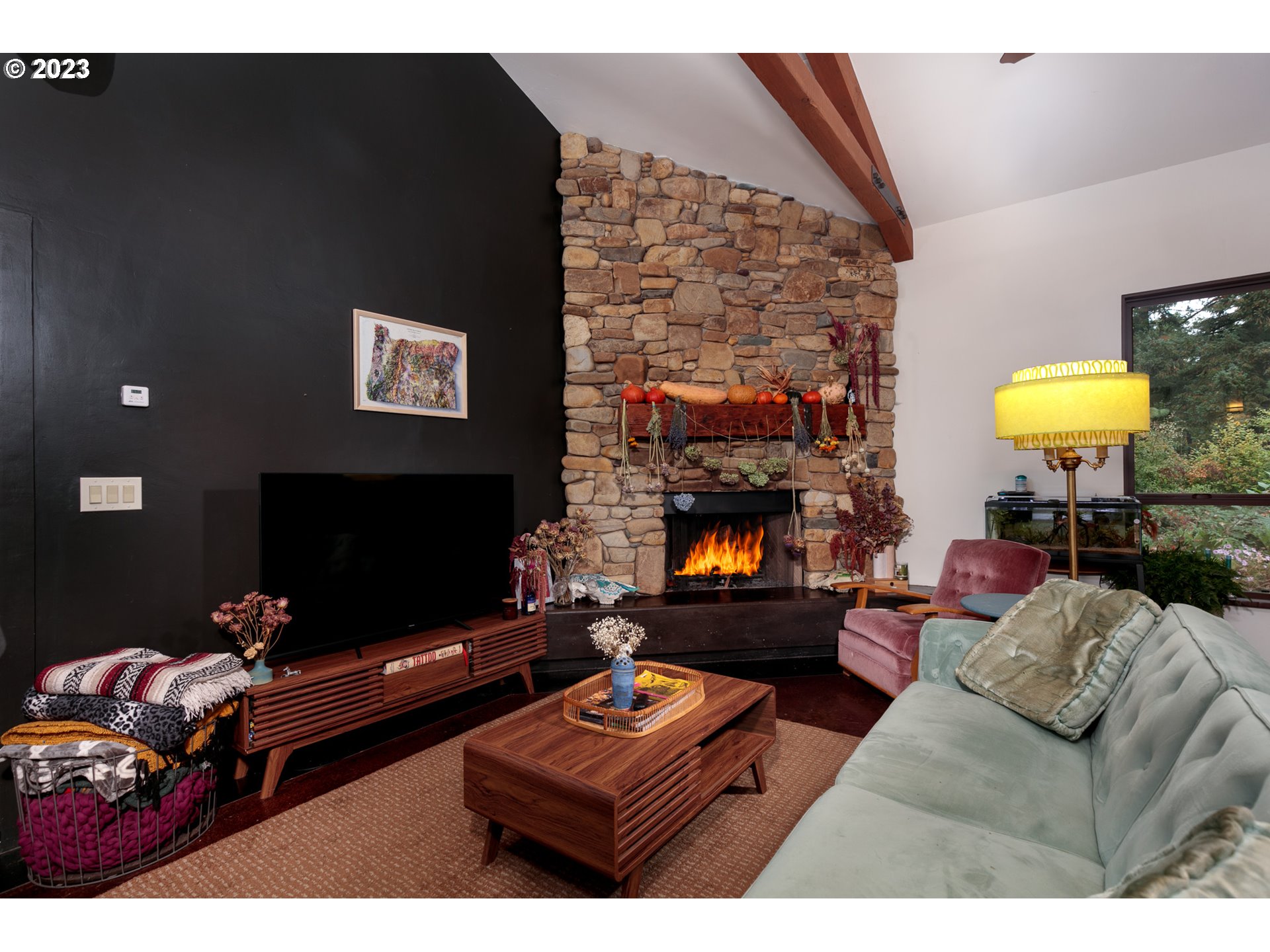 4460 Riverside Drive Hood River, OR 97031 - Photo 15 of 35 Gallery Image 15