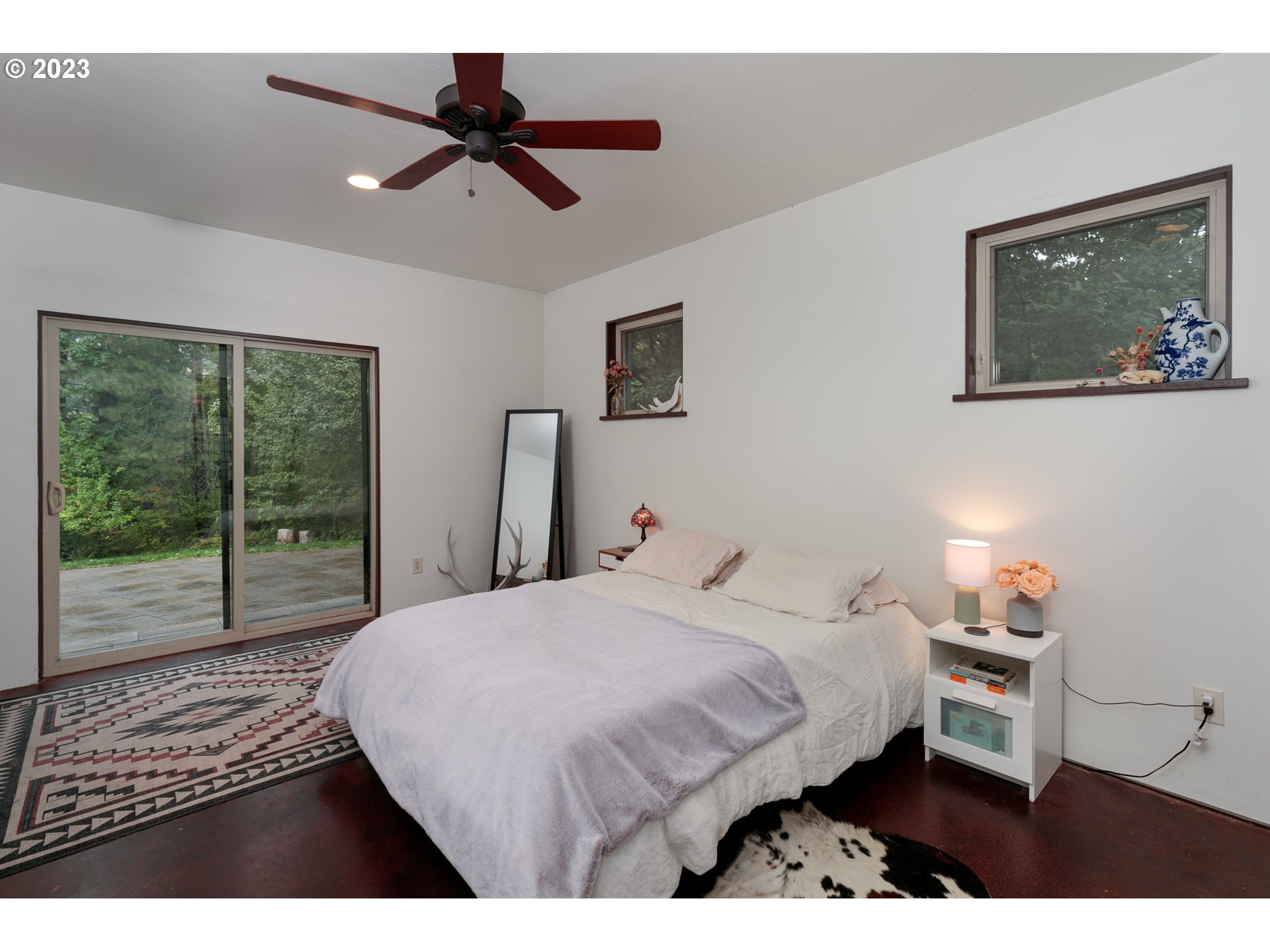 4460 Riverside Drive Hood River, OR 97031 - Photo 23 of 35 Gallery Image 23