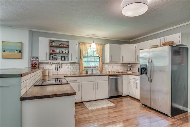 309 Lee Road Dickson, TN 37055 - Photo 6 of 20 High End Stainless Steel Appliances