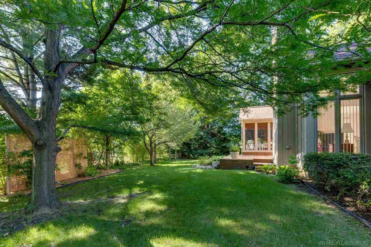 564 Buttercup Court Rochester Hills, MI 48307 - Photo 26 of 31