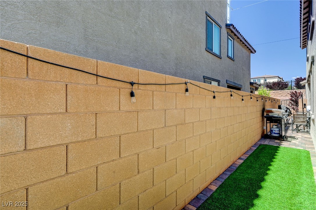 8035 Skye Foxx Street Las Vegas, NV 89166 - Photo 36 of 38