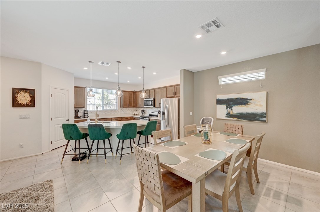 8035 Skye Foxx Street Las Vegas, NV 89166 - Photo 8 of 38