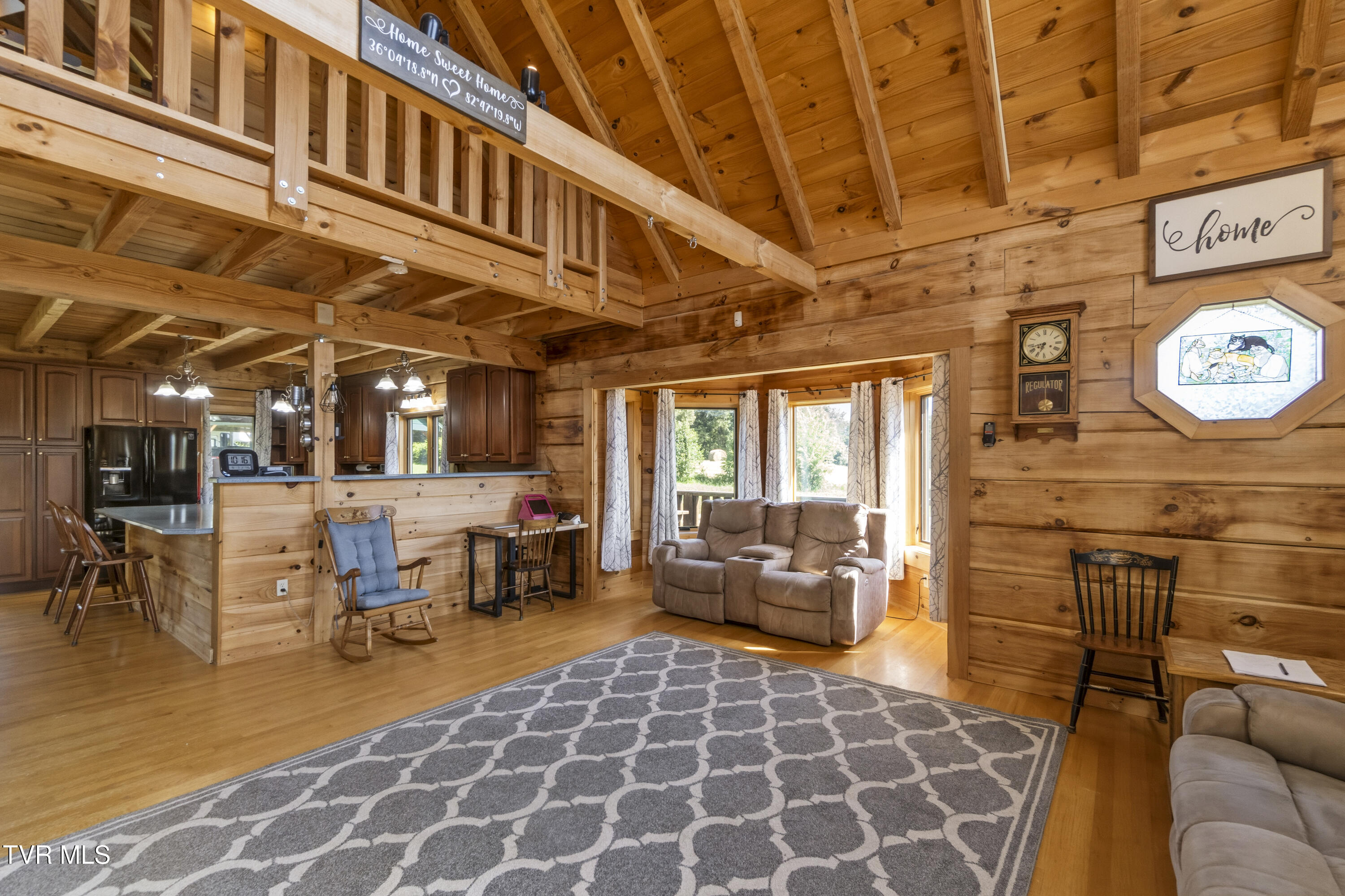 1600 Red Hill Road Greeneville, TN 37743 - Photo 8 of 73 Johnson Living roonand kitchen