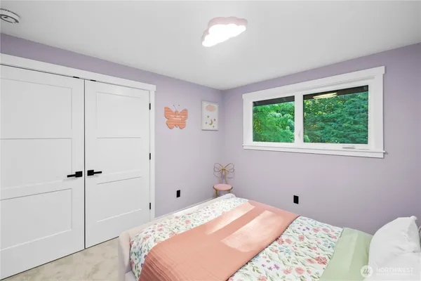 $1,299,999 | 28030 185th Place Southeast, Kent, WA 98042