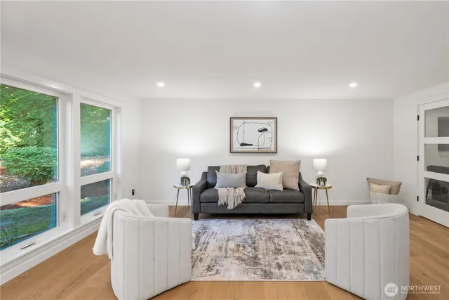 $1,350,000 | 28030 185th Place Southeast, Kent, WA 98042