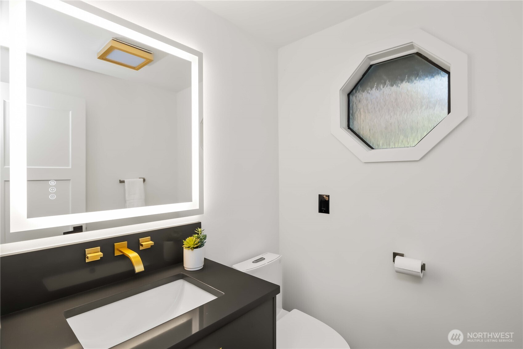 28030 185th Place Southeast Kent, WA 98042 - Photo 7 of 40