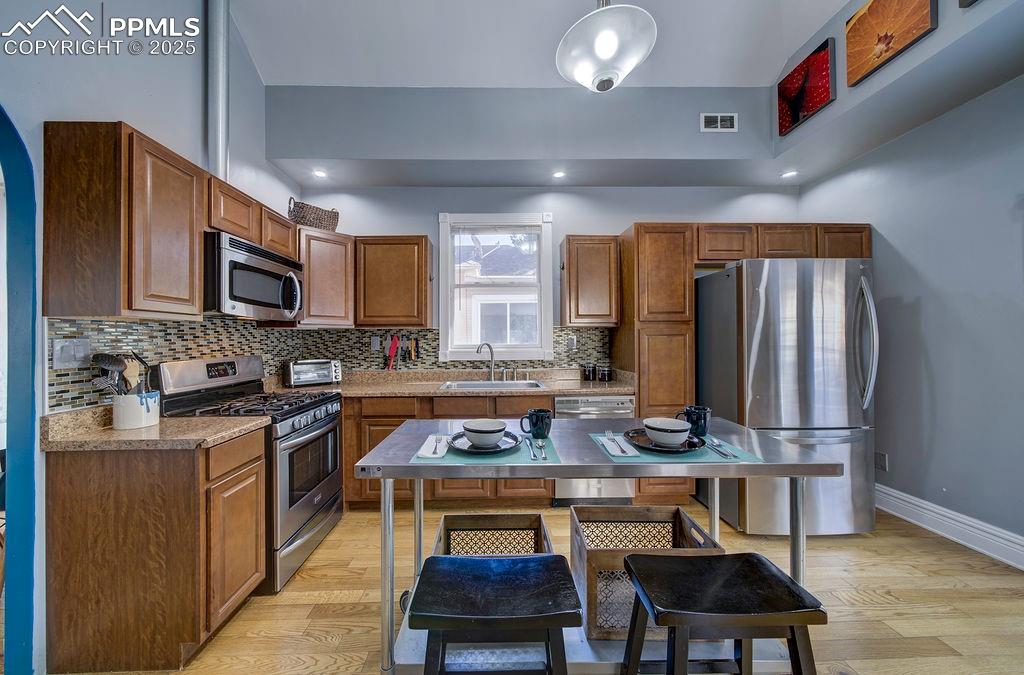 417 East Caramillo Street Colorado Springs, CO 80907 - Photo 16 of 27