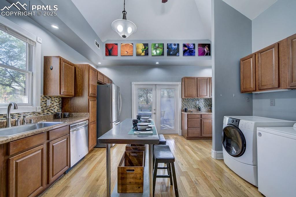 417 East Caramillo Street Colorado Springs, CO 80907 - Photo 17 of 27