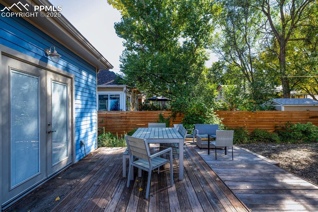 417 East Caramillo Street Colorado Springs, CO 80907 - Photo 4 of 27