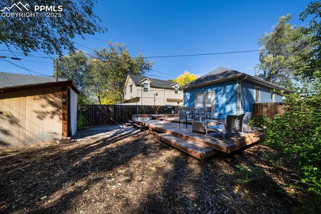 417 East Caramillo Street Colorado Springs, CO 80907 - Photo 8 of 27