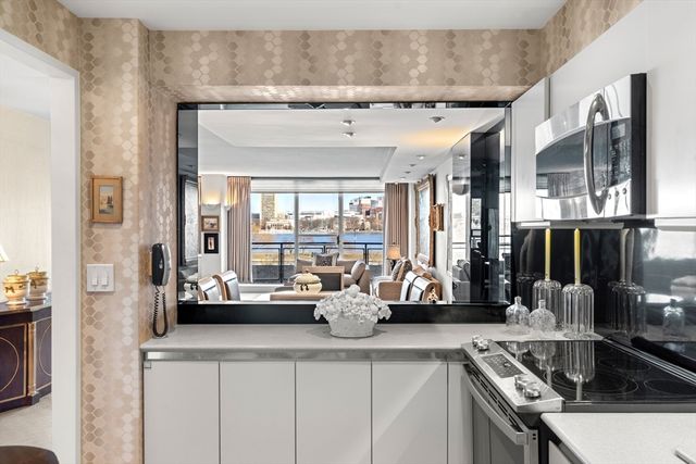 $1,500,000 | 330 Beacon Street, Unit 34, Boston, MA 02116