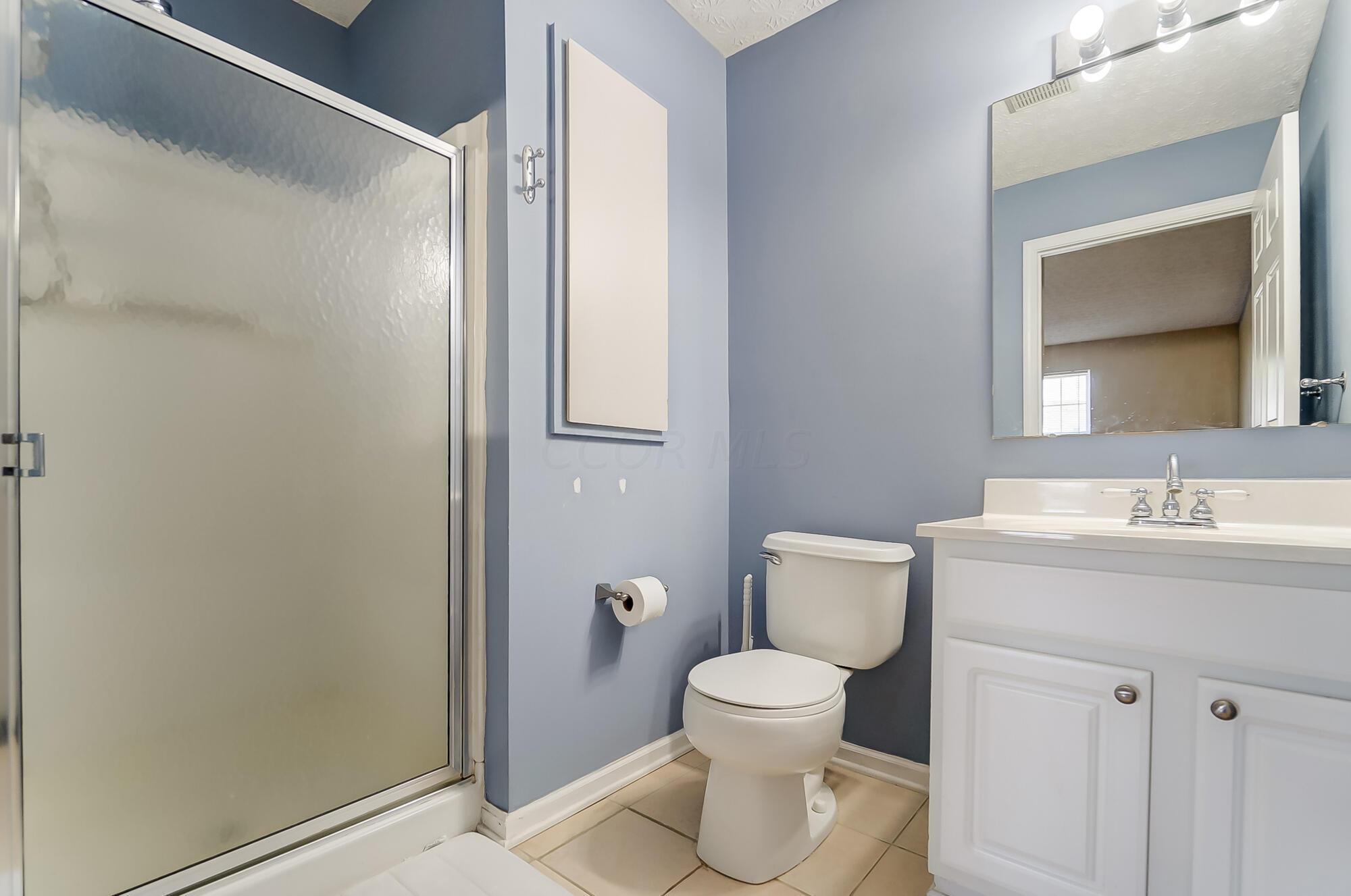 5536 Garden Ridge Columbus, OH 43228 - Photo 26 of 48 Primary Bath