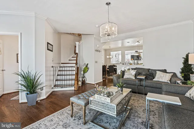 $3,300 | 41881 Precious Square, Aldie, VA 20105