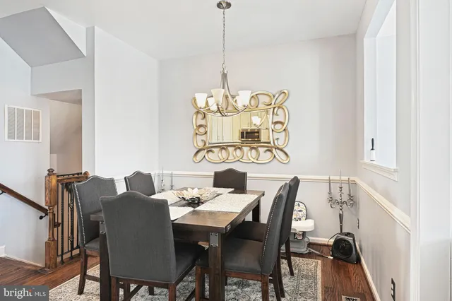 $3,300 | 41881 Precious Square, Aldie, VA 20105