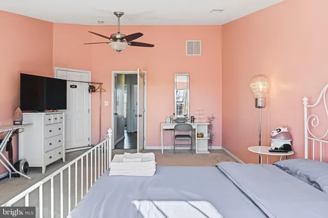 $3,300 | 41881 Precious Square, Aldie, VA 20105