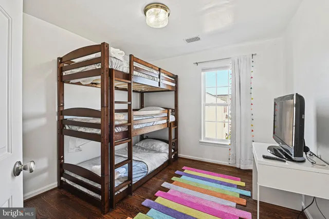 $3,300 | 41881 Precious Square, Aldie, VA 20105