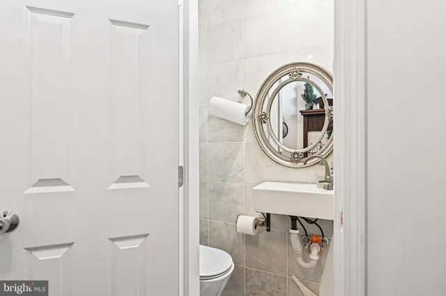 $3,300 | 41881 Precious Square, Aldie, VA 20105