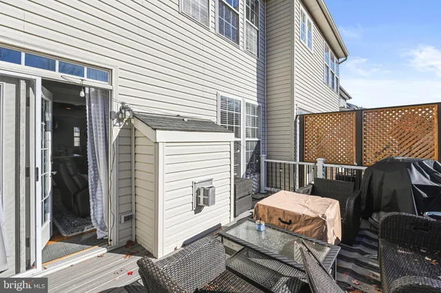 $3,300 | 41881 Precious Square, Aldie, VA 20105