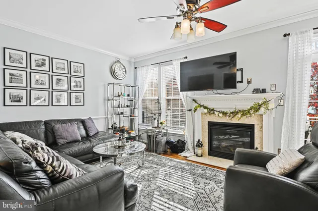 $3,300 | 41881 Precious Square, Aldie, VA 20105