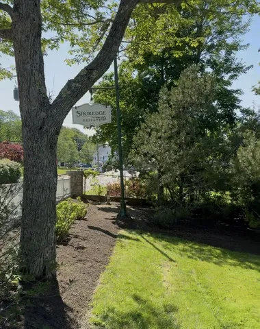 $10,000 | 15 Lake Avenue, Sunapee, NH 03782