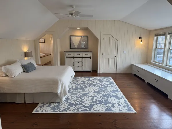 $10,000 | 15 Lake Avenue, Sunapee, NH 03782