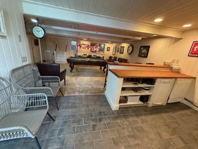 $10,000 | 15 Lake Avenue, Sunapee, NH 03782