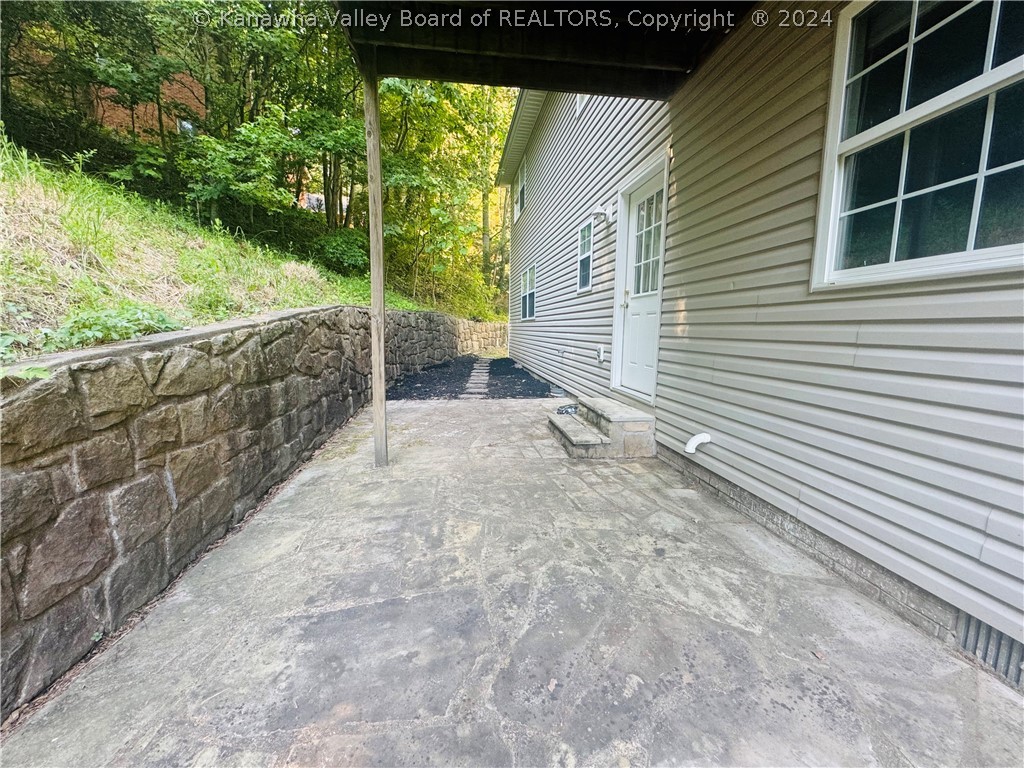 115 Falls Run Road Charleston, WV 25311 - Photo 31 of 31 Gallery Image 31