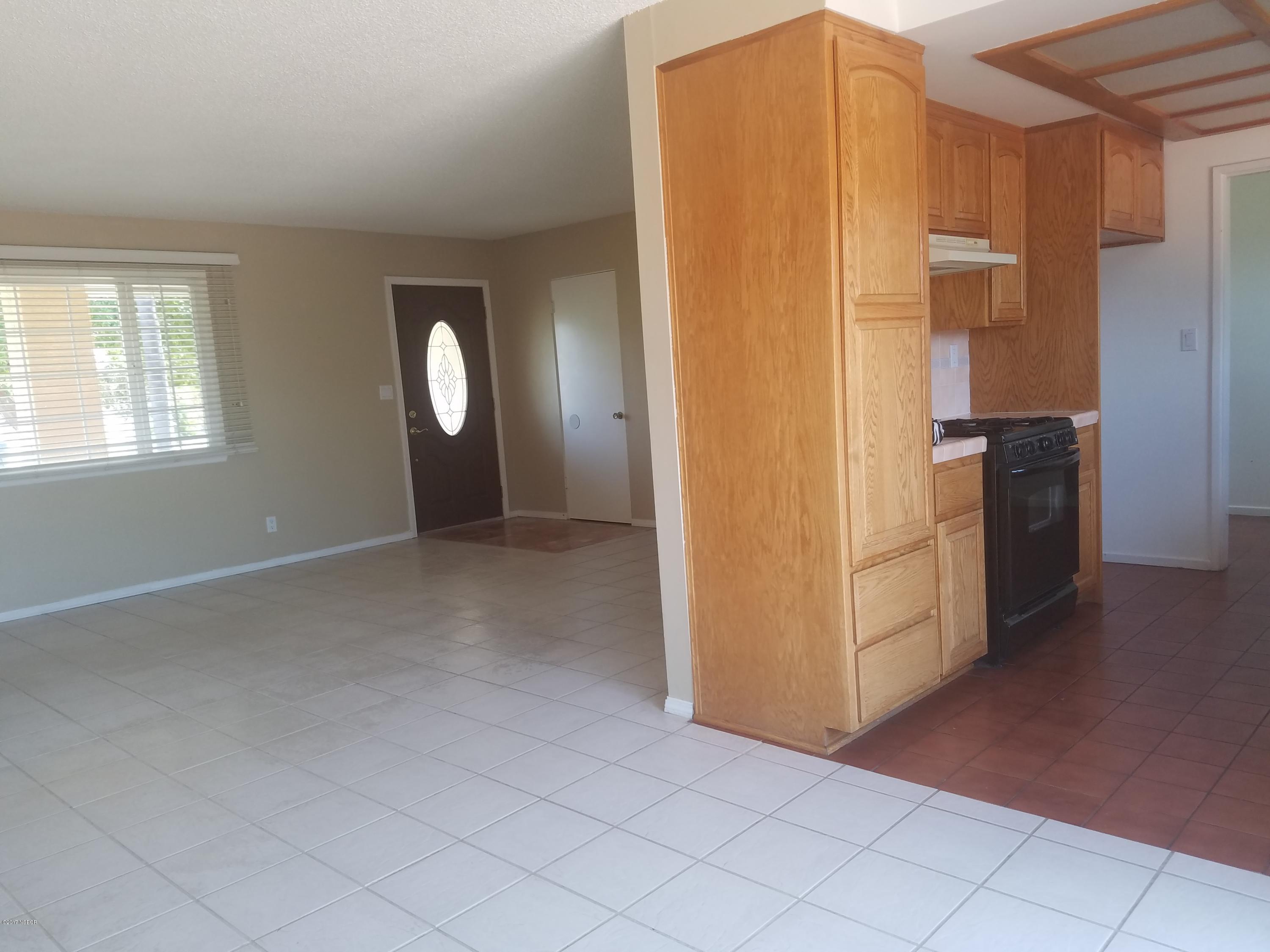 4064 Rigel Avenue Lompoc, CA 93436 - Photo 6 of 28 Dinning