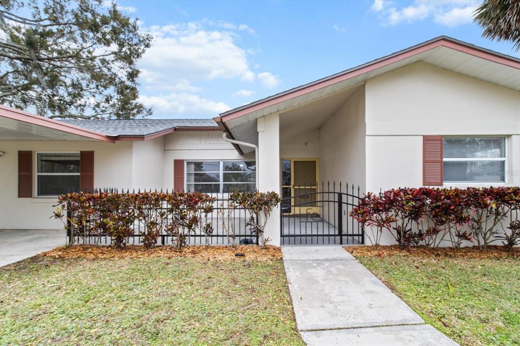 512 Southeast Paradise Point Road Crystal River, FL 34429 - Photo 6 of 63