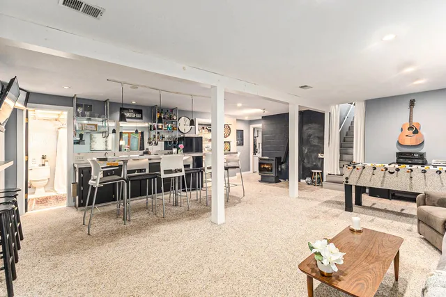 $685,000 | 4624 132nd Avenue, Hamilton, MI 49419